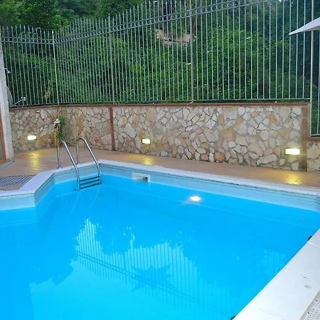 I Giardini Di Capodimonte 2 فندق مبيت وإفطار